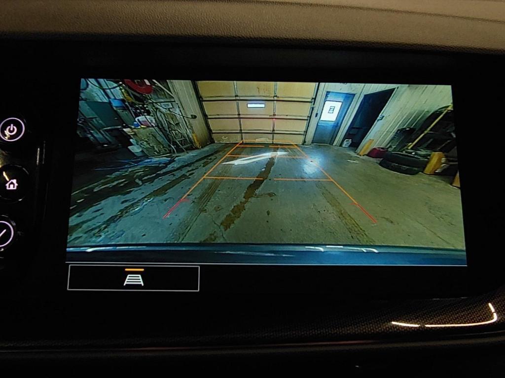 used 2022 Buick Envision car, priced at $25,495