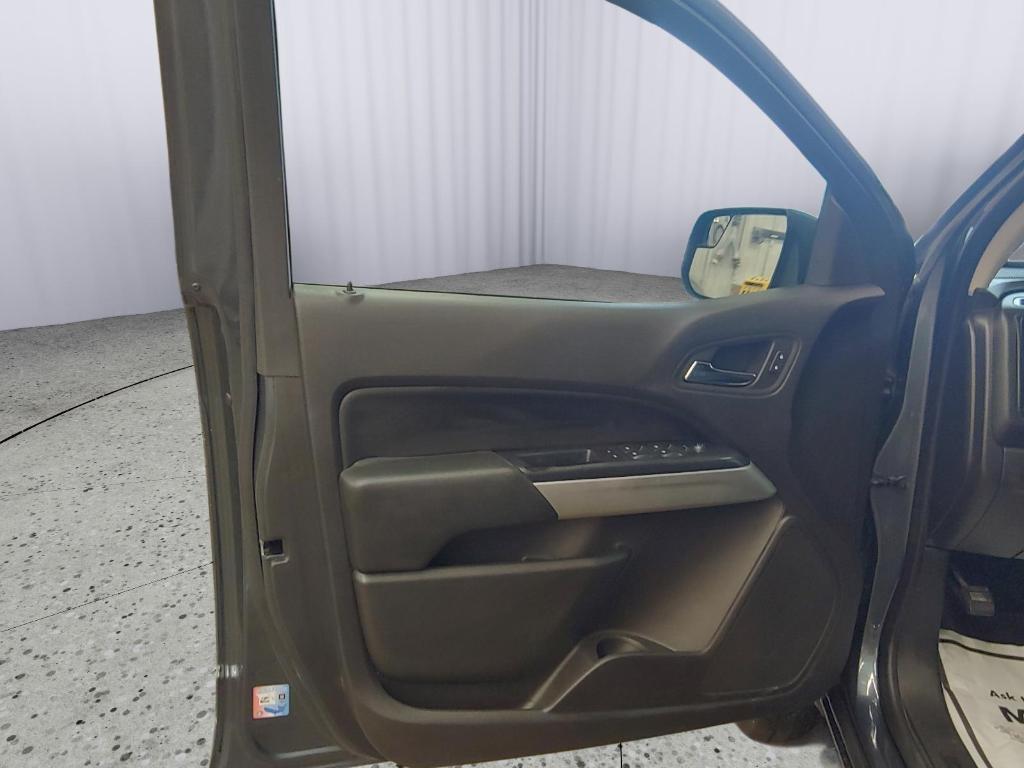 used 2015 Chevrolet Colorado car, priced at $18,500