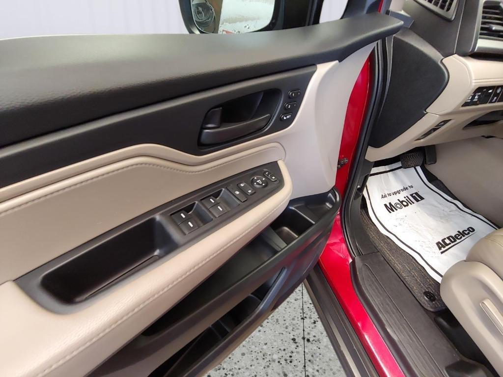 used 2023 Honda Odyssey car