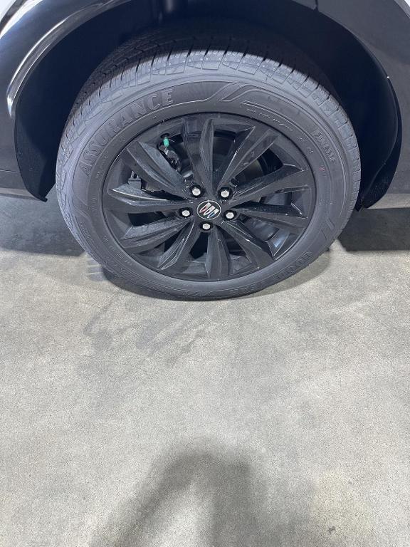 new 2025 Buick Envista car, priced at $26,631