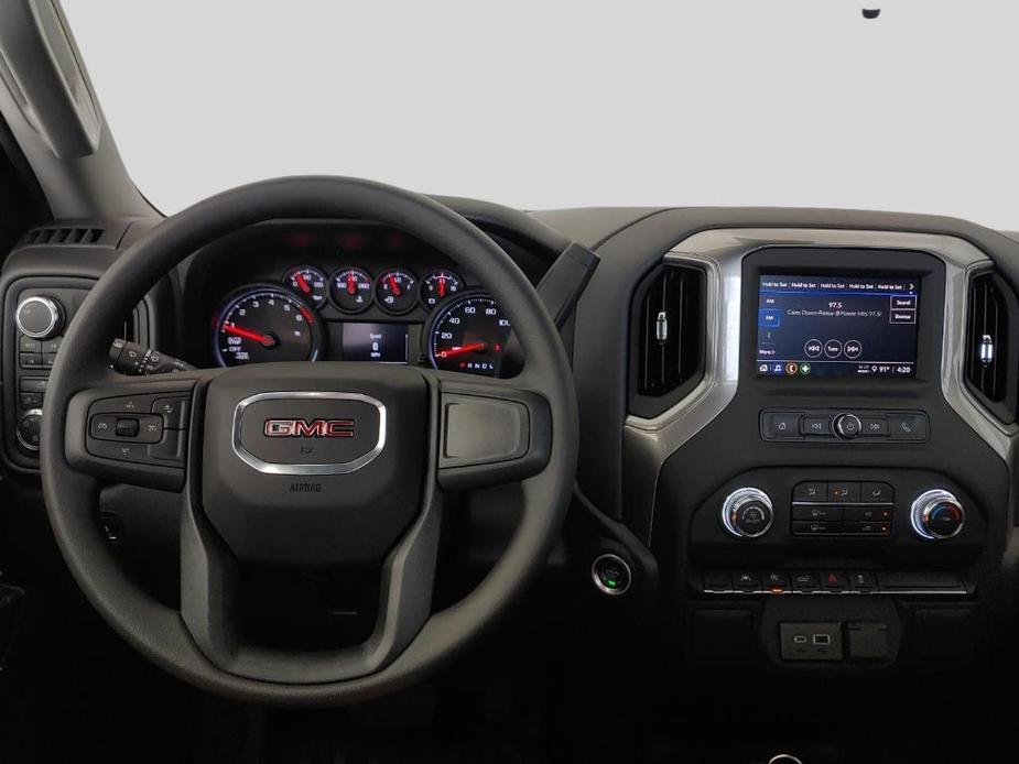 new 2025 GMC Sierra 1500 car, priced at $43,167