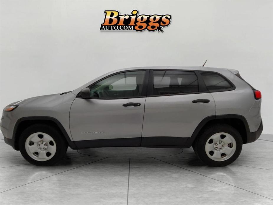 used 2017 Jeep Cherokee car, priced at $19,495