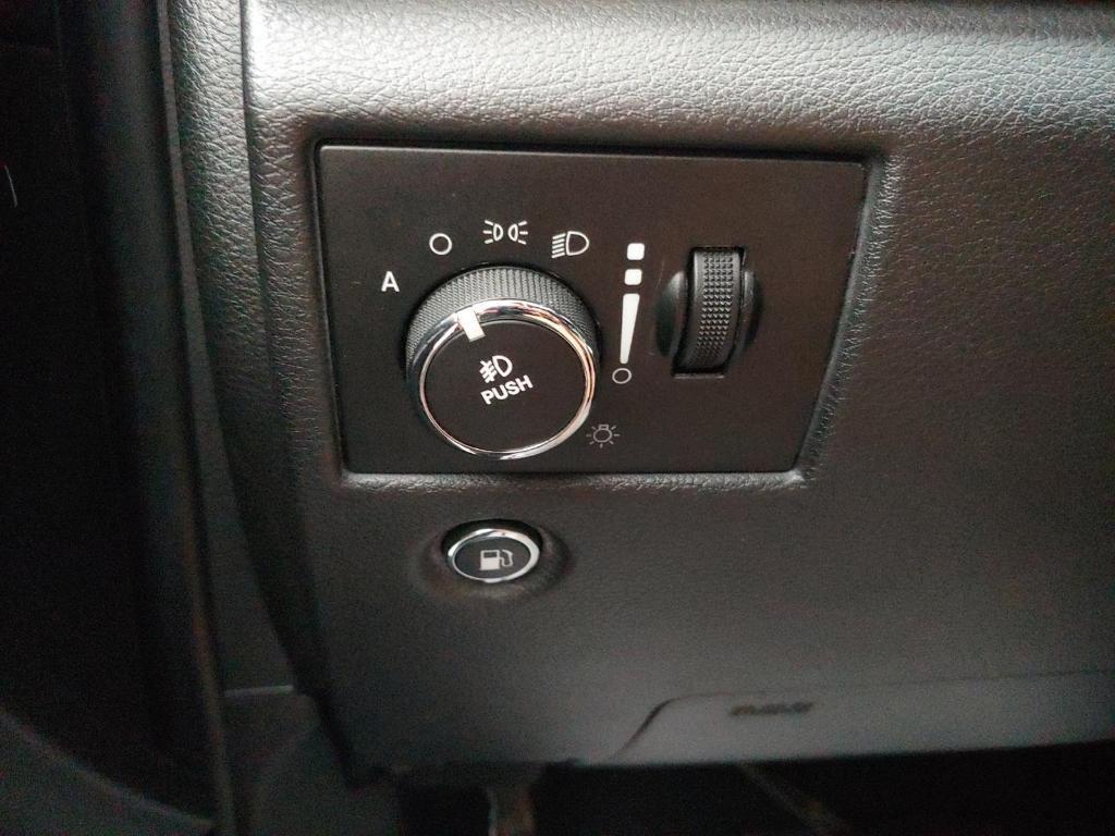 used 2014 Jeep Grand Cherokee car, priced at $13,995