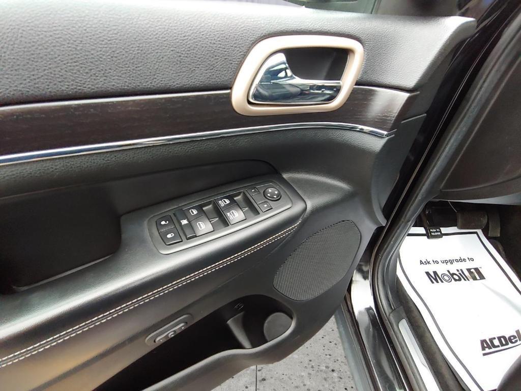 used 2014 Jeep Grand Cherokee car, priced at $13,995