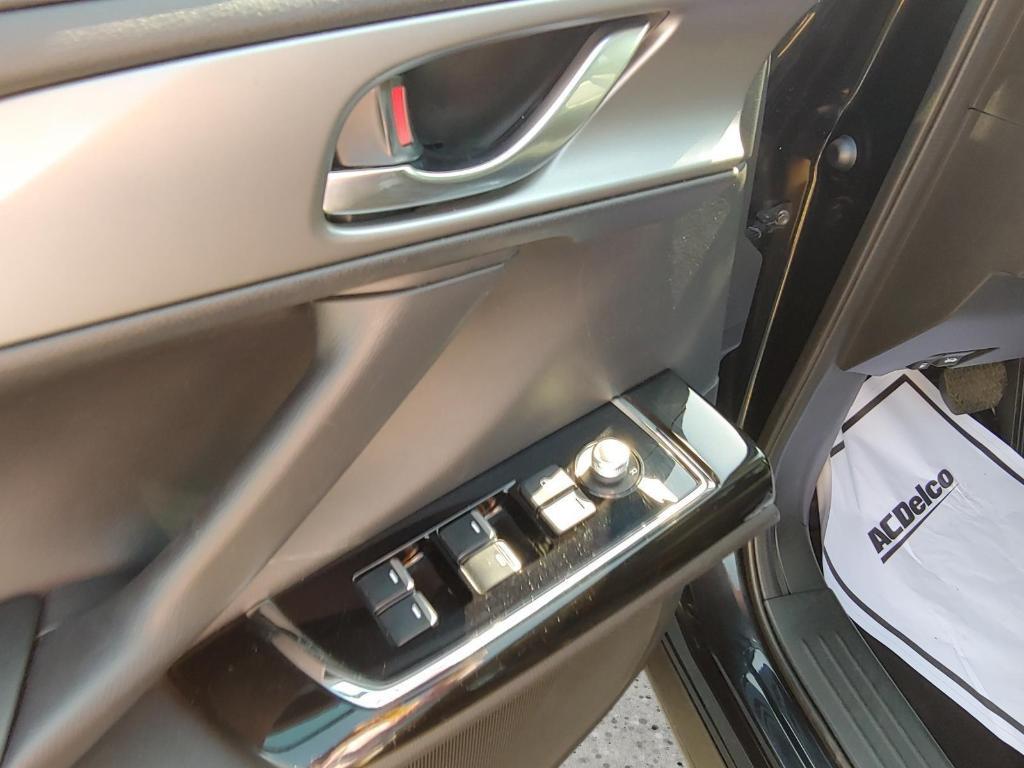 used 2023 Mazda CX-9 car, priced at $28,500