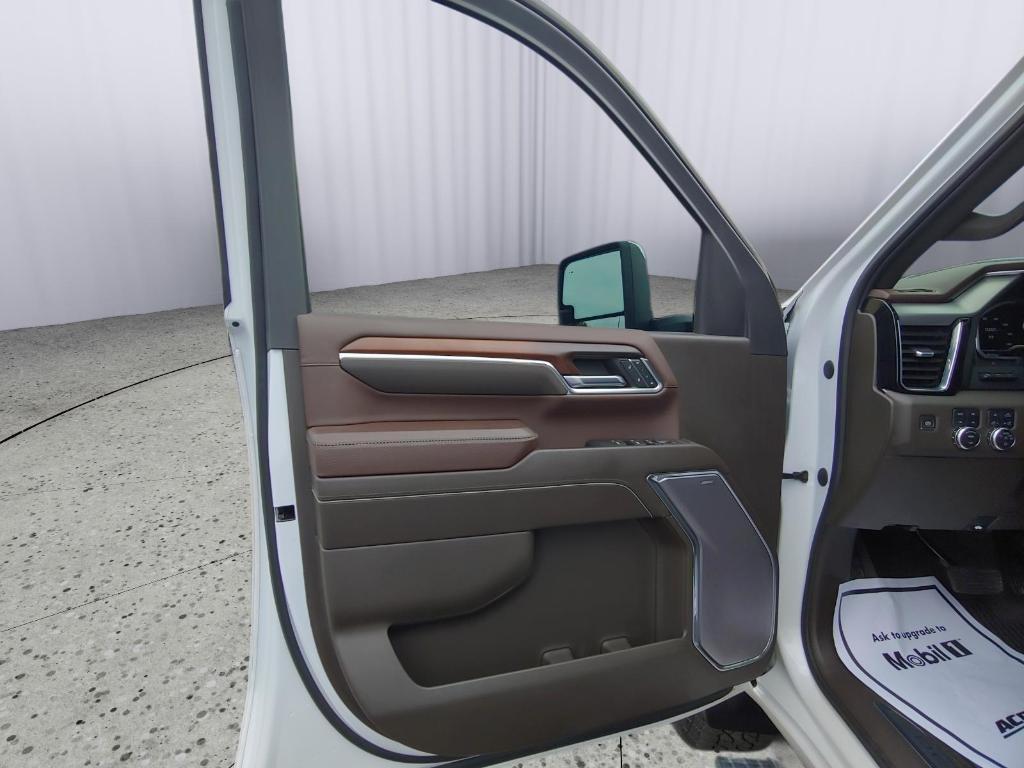 used 2024 GMC Sierra 2500 car, priced at $67,495