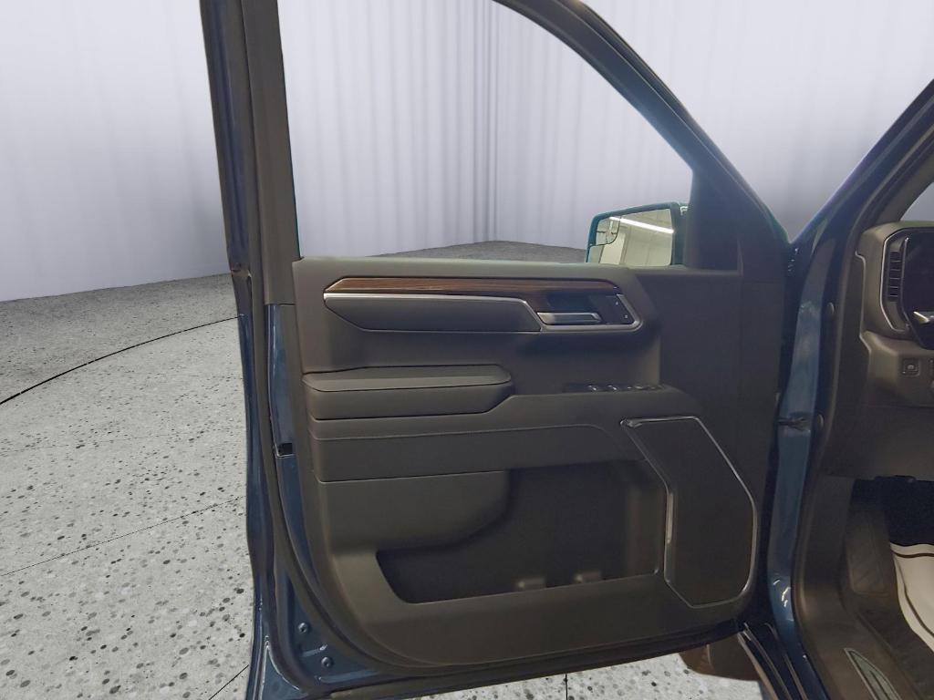 used 2022 Chevrolet Silverado 1500 car, priced at $36,250