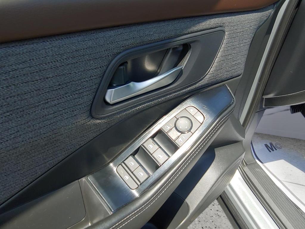 used 2023 Nissan Rogue car, priced at $20,995