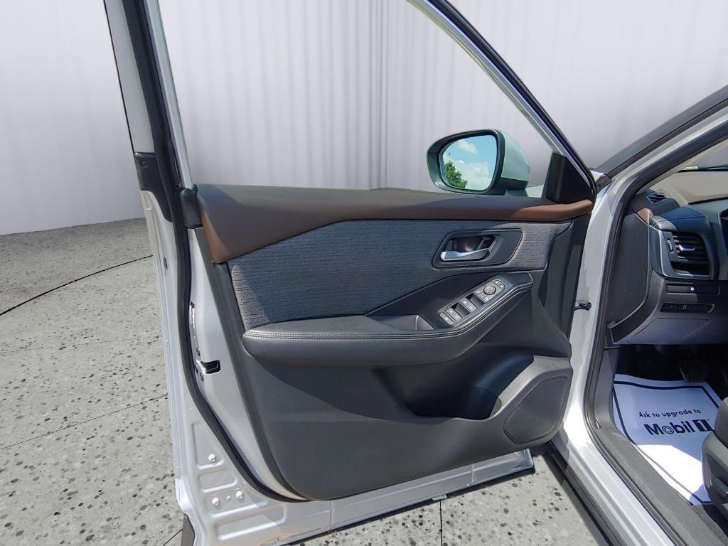 used 2023 Nissan Rogue car, priced at $20,995