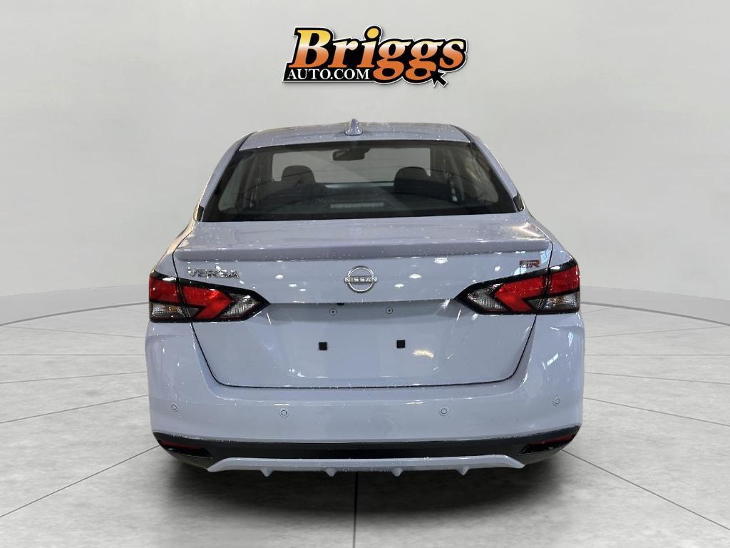 new 2025 Nissan Versa car