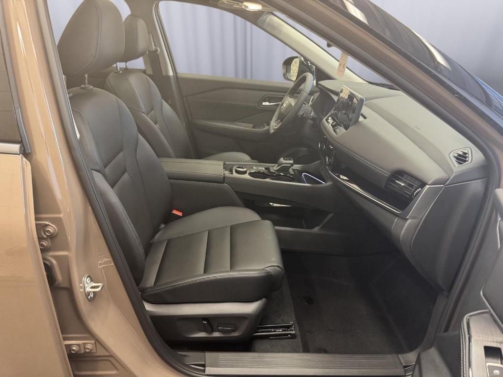 new 2025 Nissan Rogue car, priced at $39,326