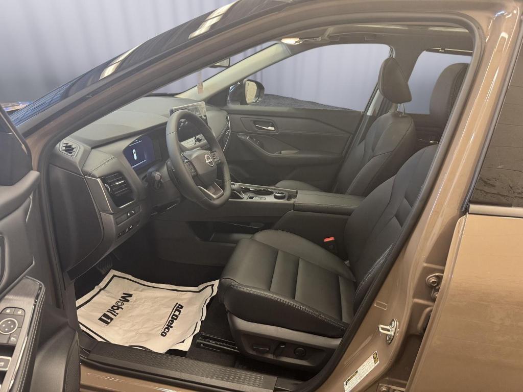 new 2025 Nissan Rogue car, priced at $39,326