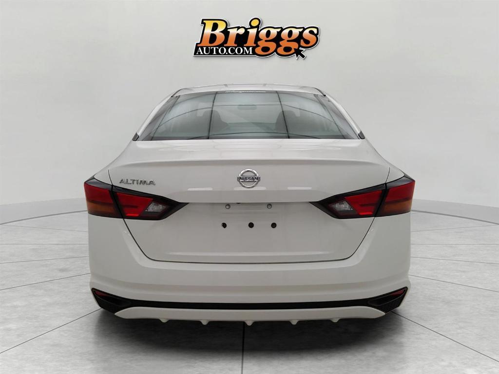 used 2022 Nissan Altima car, priced at $17,900