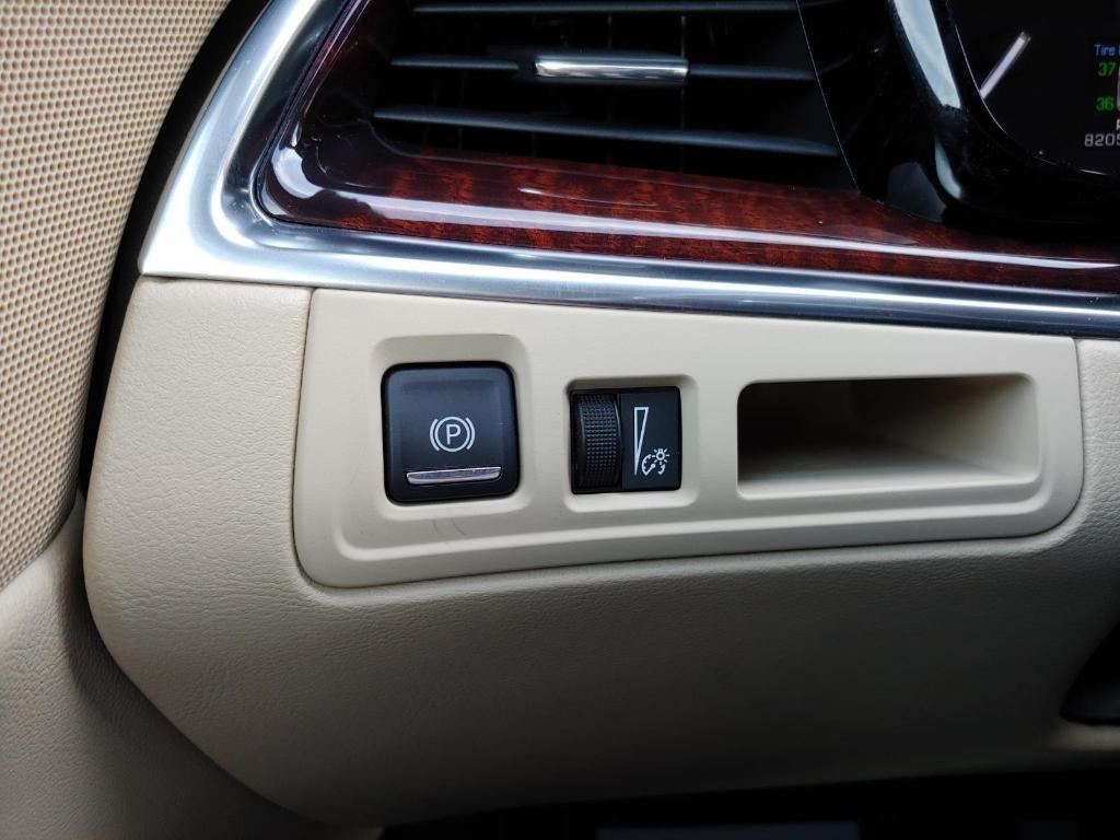 used 2017 Cadillac XT5 car, priced at $16,995