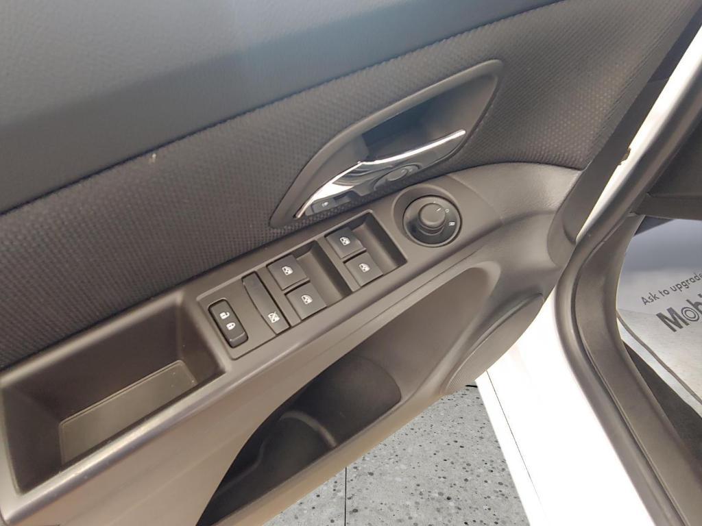 used 2015 Chevrolet Cruze car, priced at $11,495