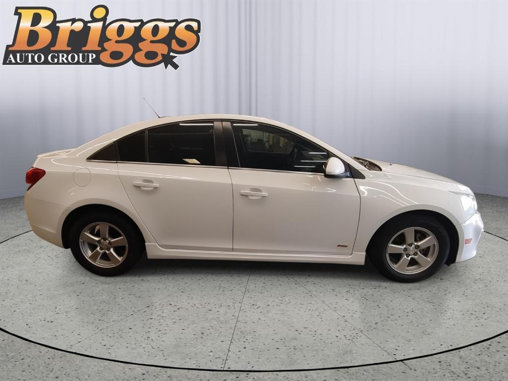 used 2015 Chevrolet Cruze car, priced at $11,495