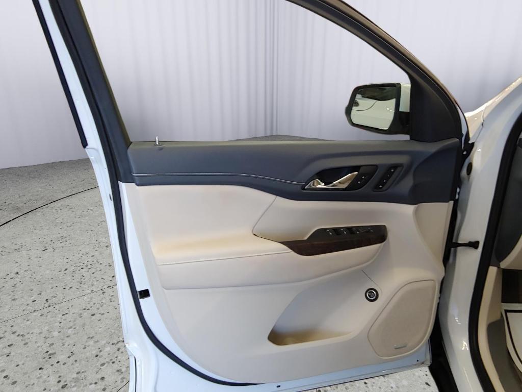 used 2023 GMC Acadia car, priced at $31,995