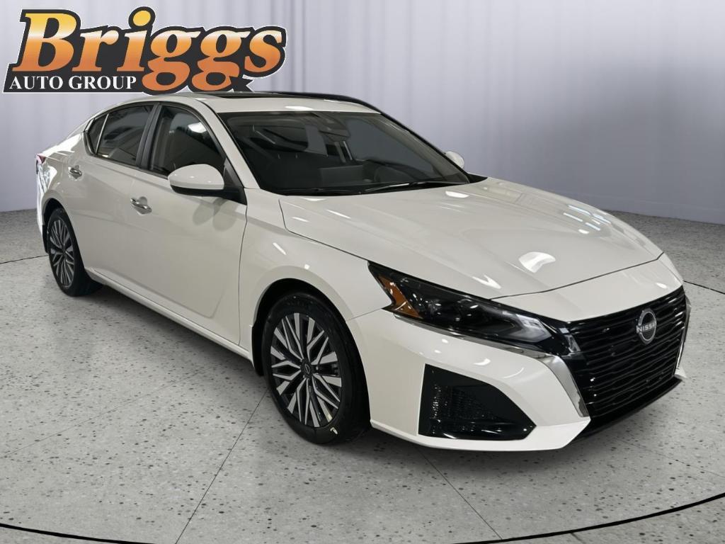 new 2025 Nissan Altima car, priced at $30,339