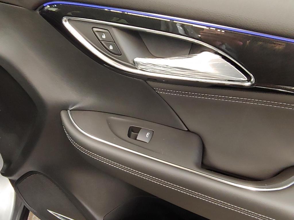 new 2025 Buick Envision car, priced at $36,048