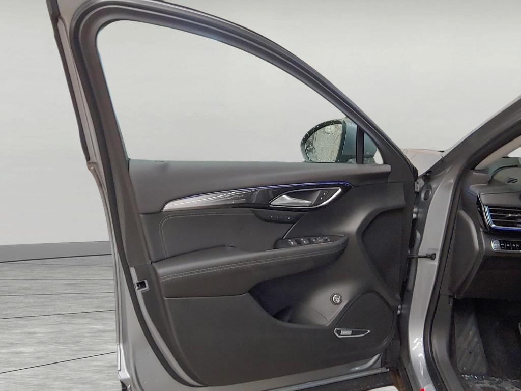 new 2025 Buick Envision car, priced at $36,048