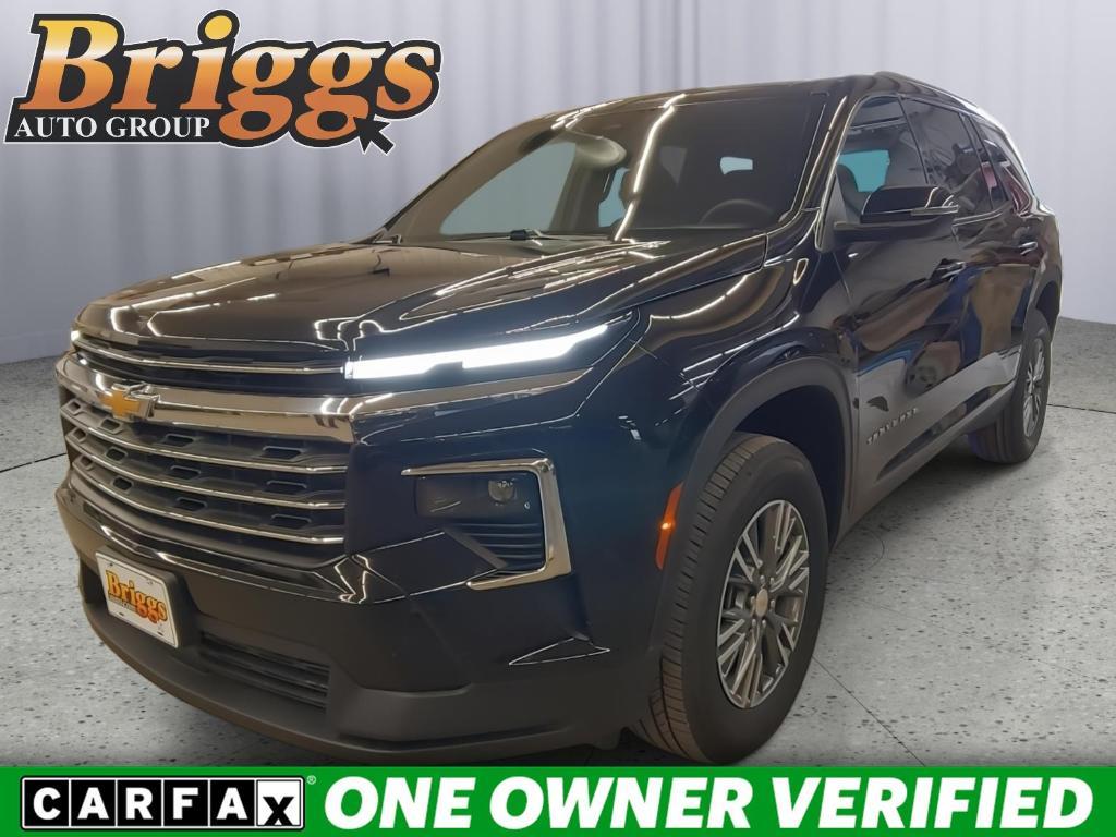 used 2025 Chevrolet Traverse car, priced at $36,900