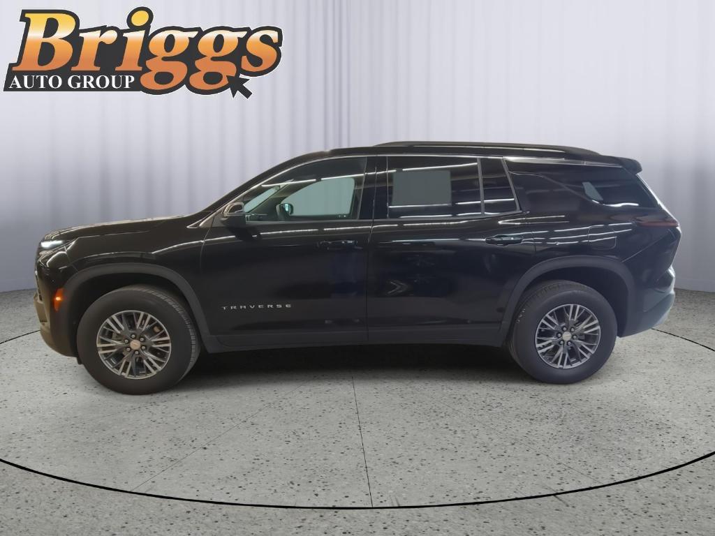new 2025 Chevrolet Traverse car