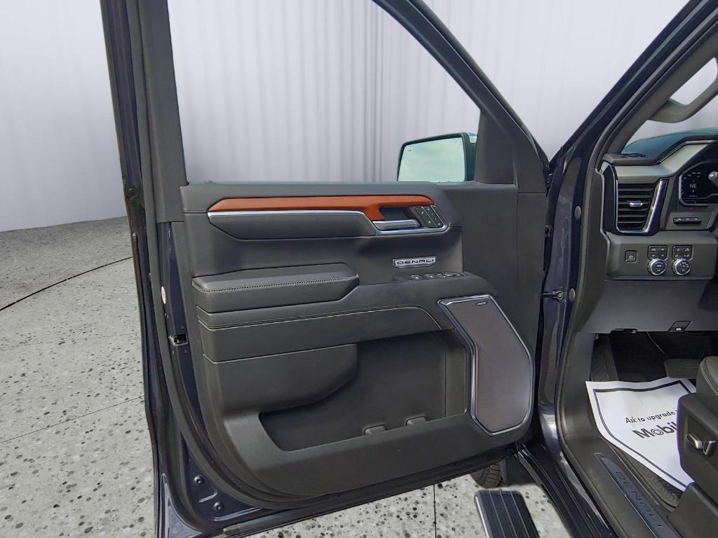 used 2023 GMC Sierra 1500 car, priced at $52,795