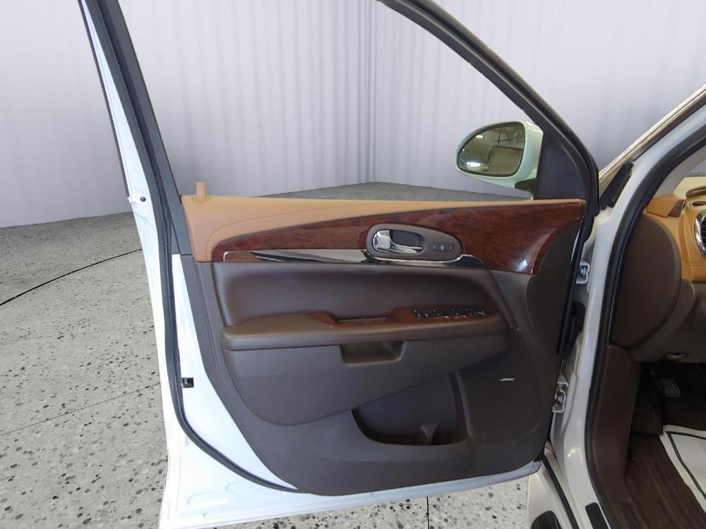 used 2016 Buick Enclave car, priced at $15,995