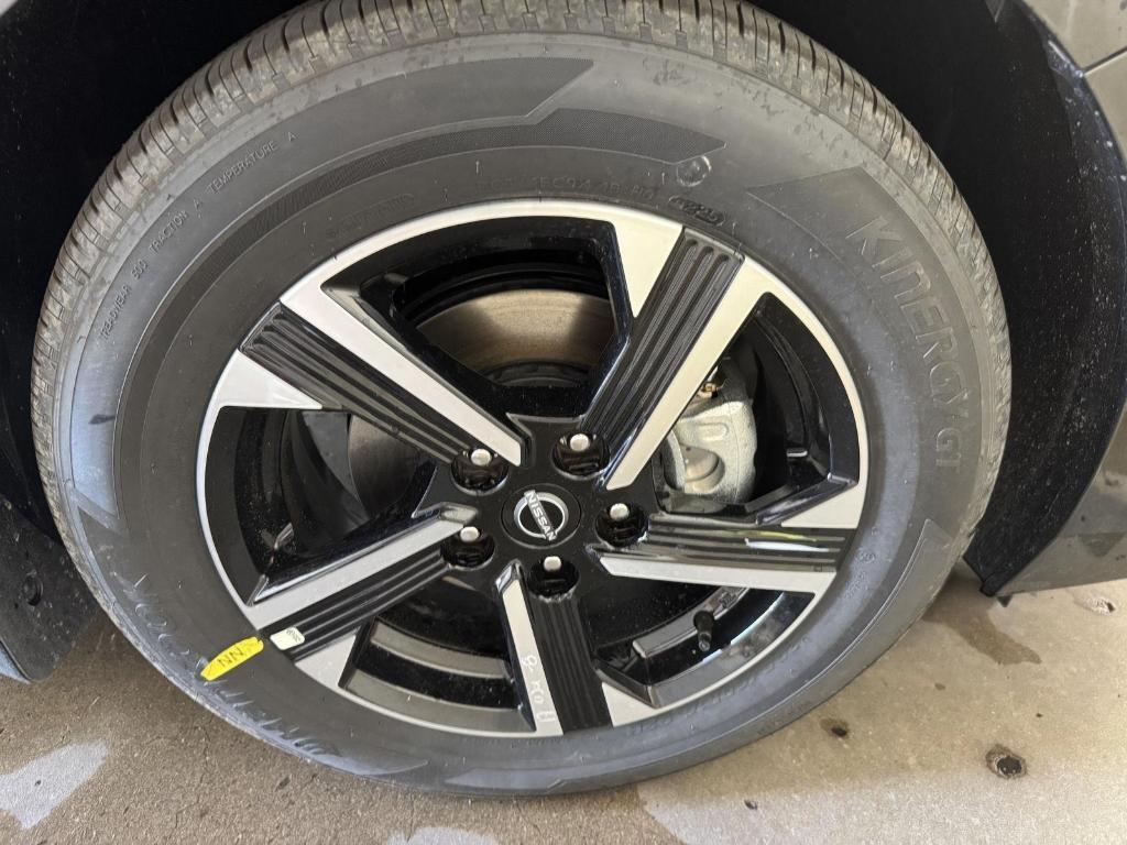 new 2025 Nissan Sentra car, priced at $22,983