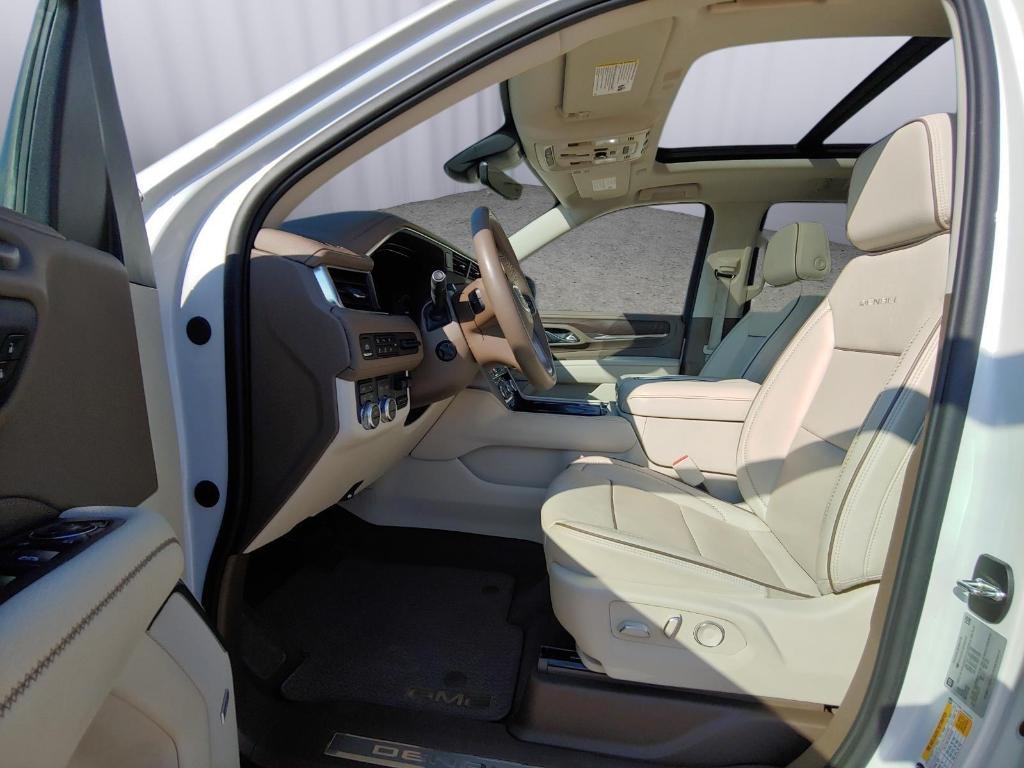 used 2024 GMC Yukon car, priced at $73,500
