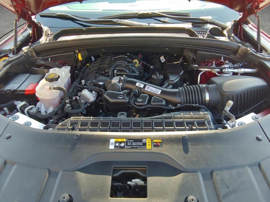 used 2024 Jeep Grand Cherokee car, priced at $39,795