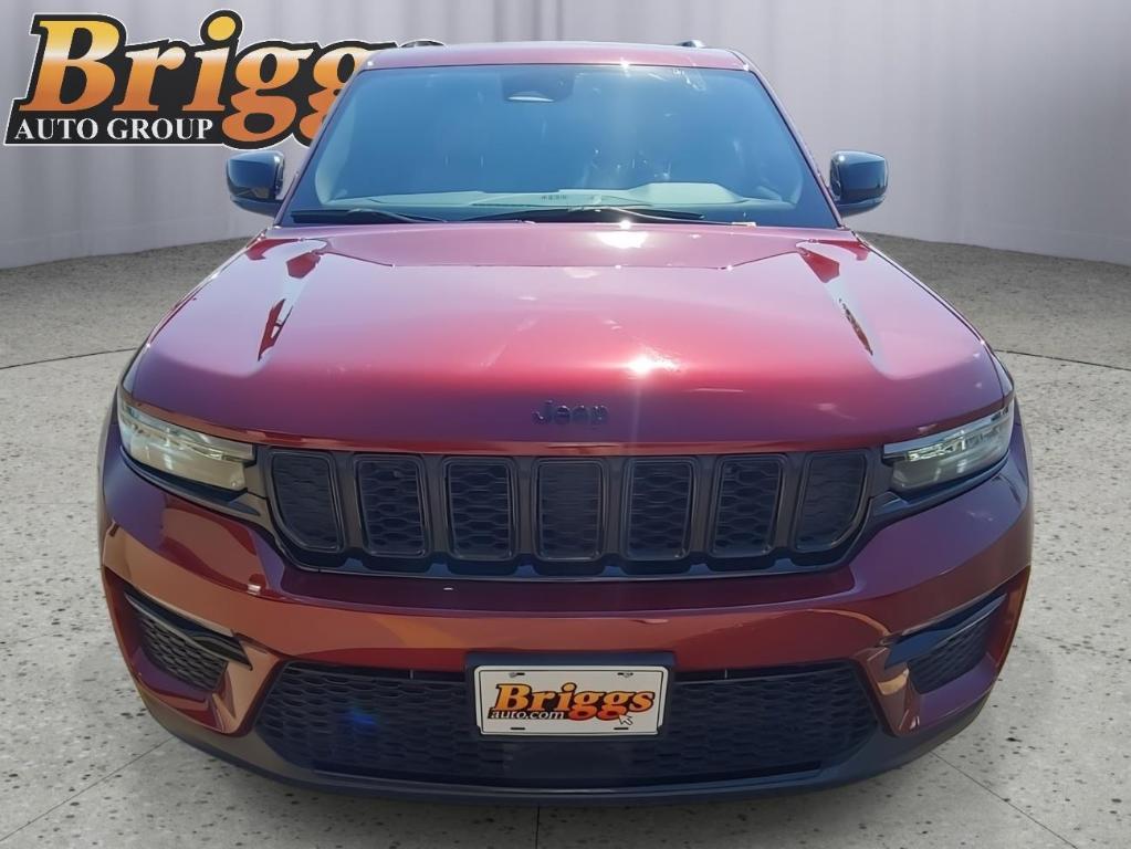 used 2024 Jeep Grand Cherokee car, priced at $39,795