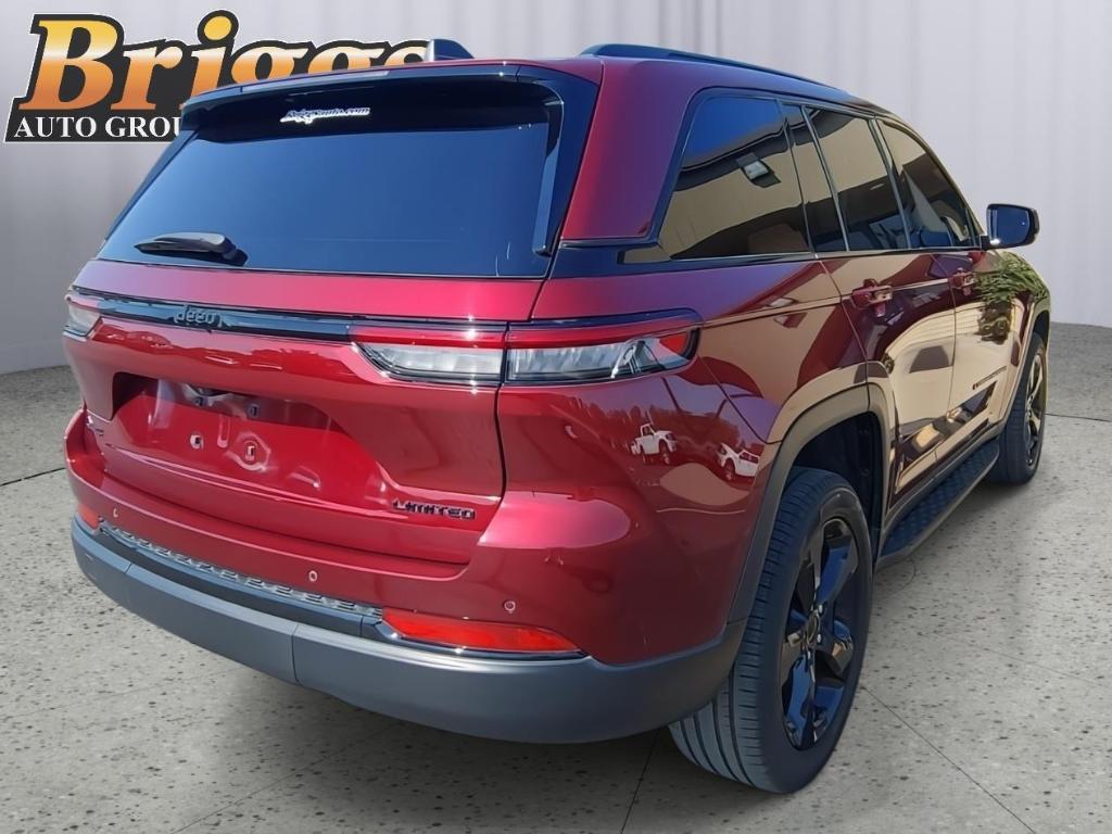 used 2024 Jeep Grand Cherokee car, priced at $39,795