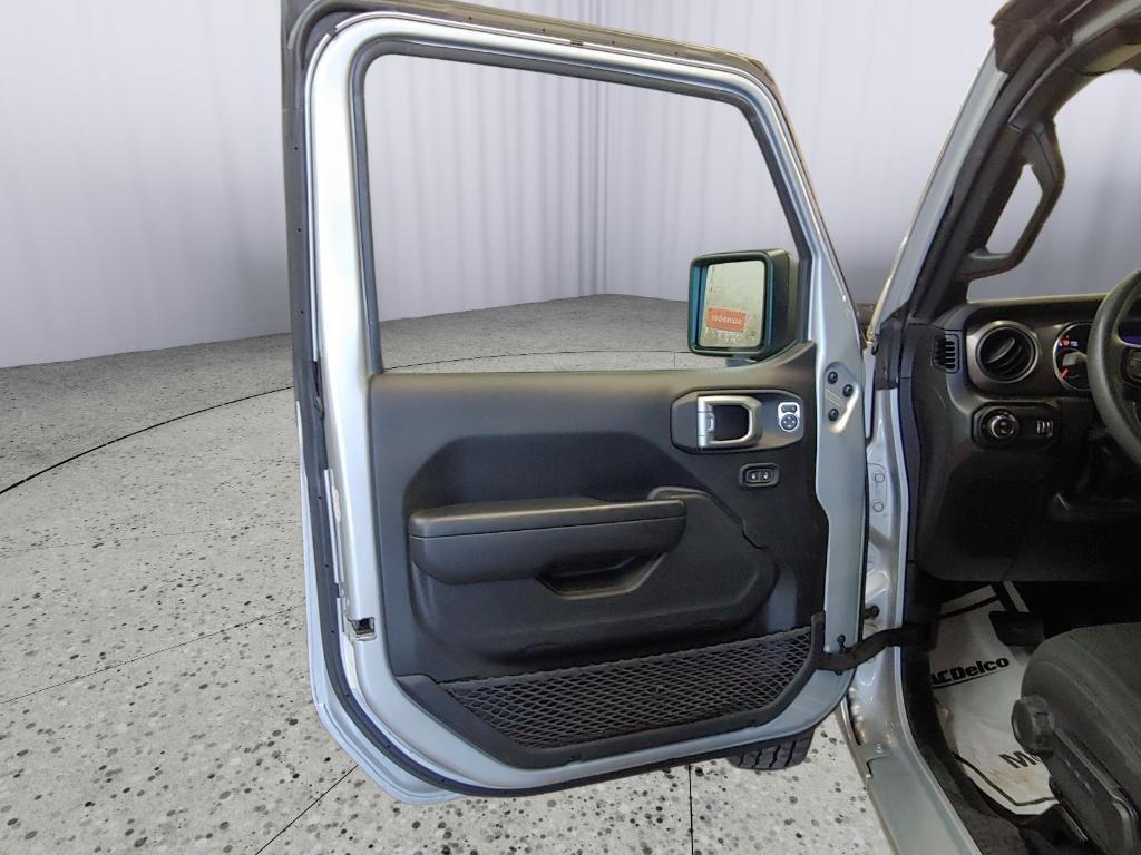 used 2023 Jeep Gladiator car, priced at $31,500