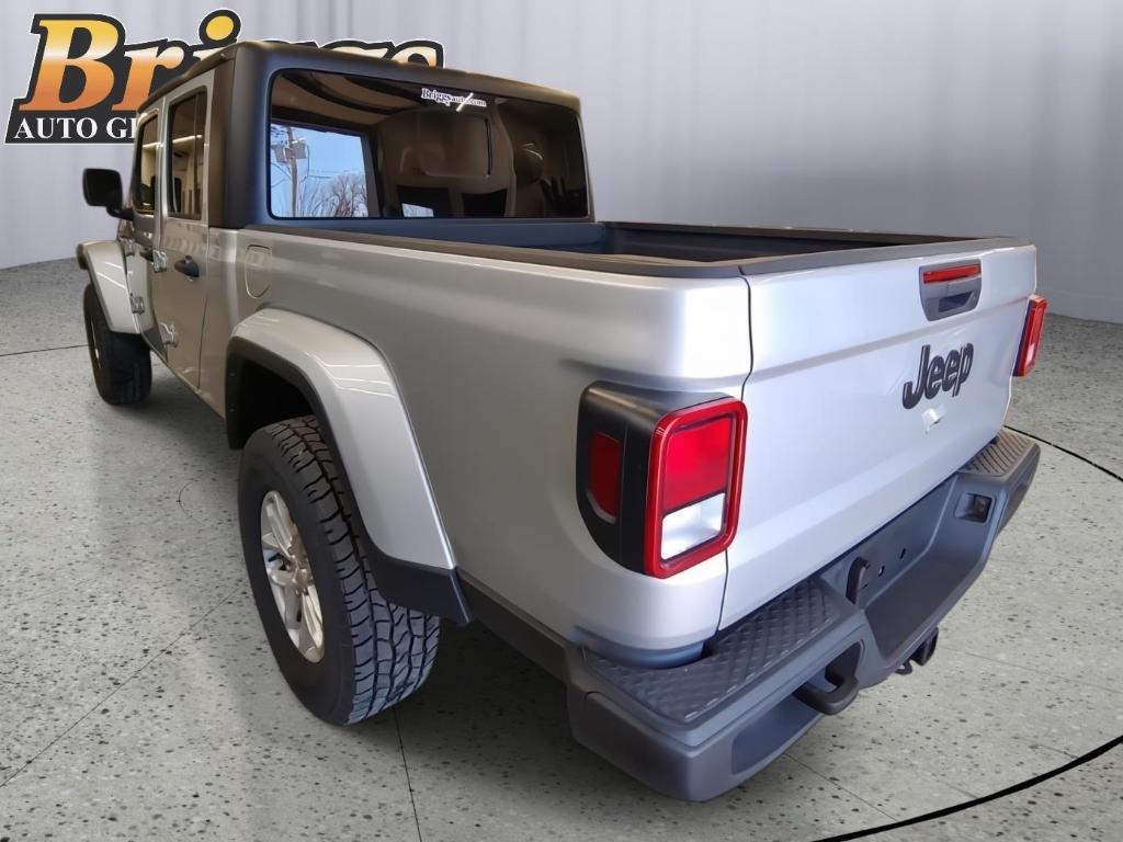 used 2023 Jeep Gladiator car, priced at $31,500
