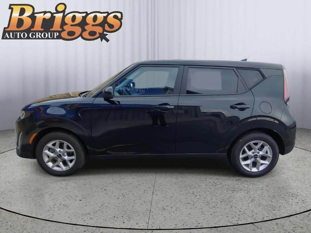 used 2024 Kia Soul car, priced at $19,995