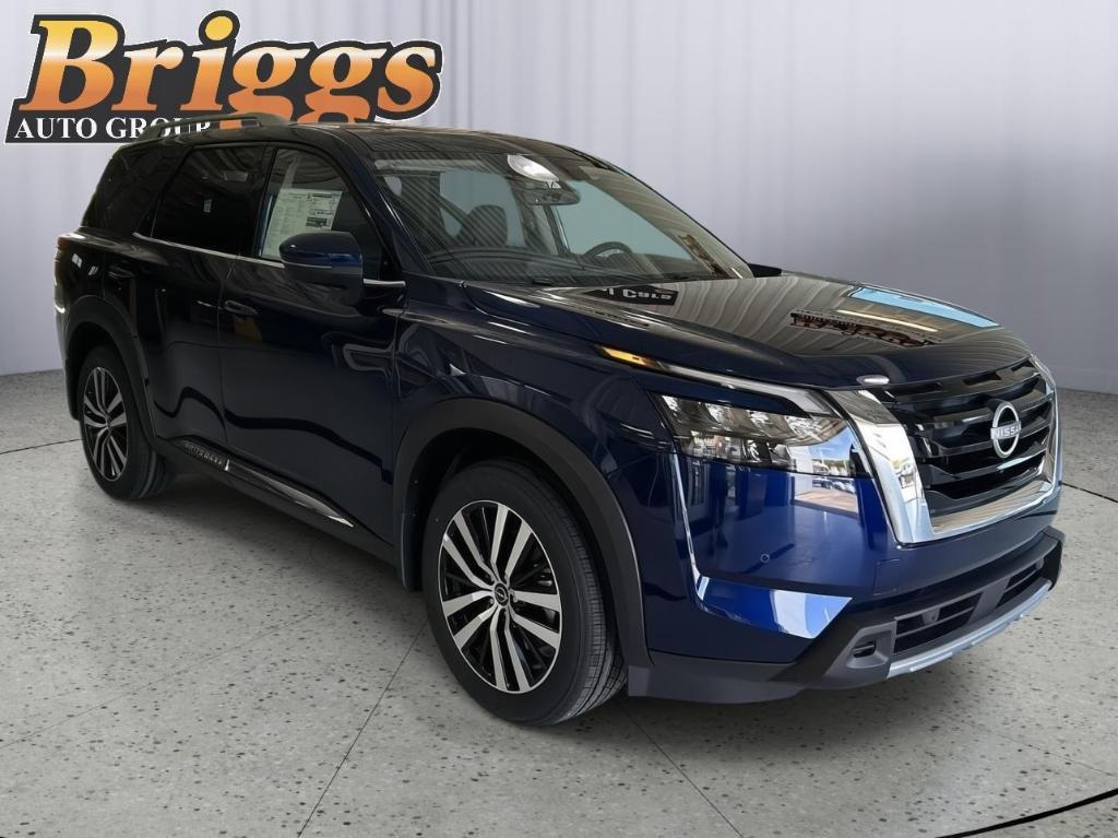 new 2025 Nissan Pathfinder car, priced at $49,642