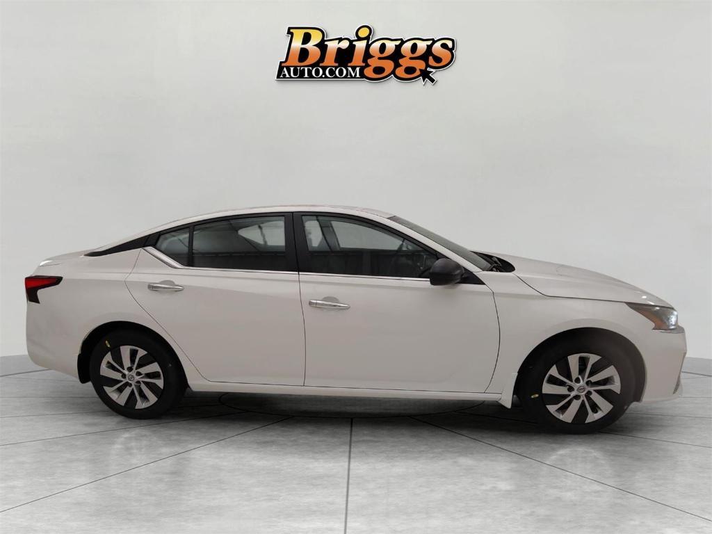 new 2025 Nissan Altima car, priced at $26,908