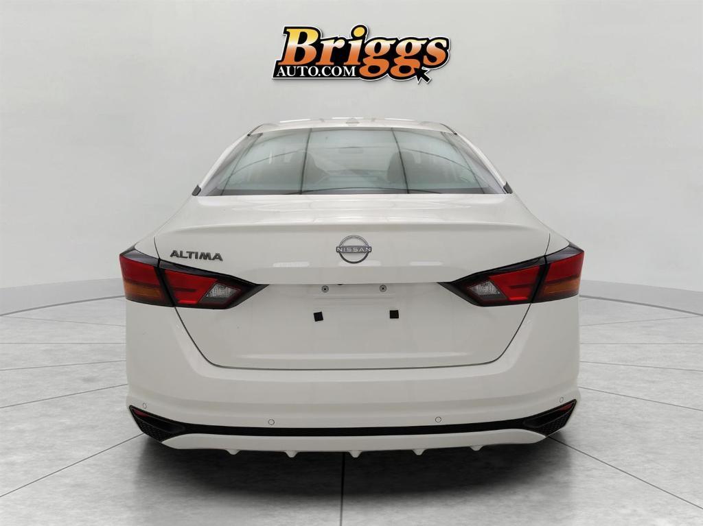 new 2025 Nissan Altima car, priced at $26,158