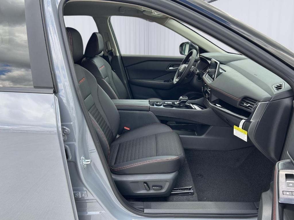 new 2025 Nissan Rogue car, priced at $34,961