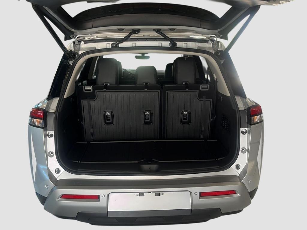 new 2025 Nissan Pathfinder car, priced at $43,877