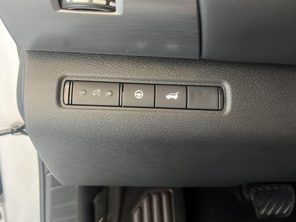 new 2025 Nissan Pathfinder car, priced at $43,877