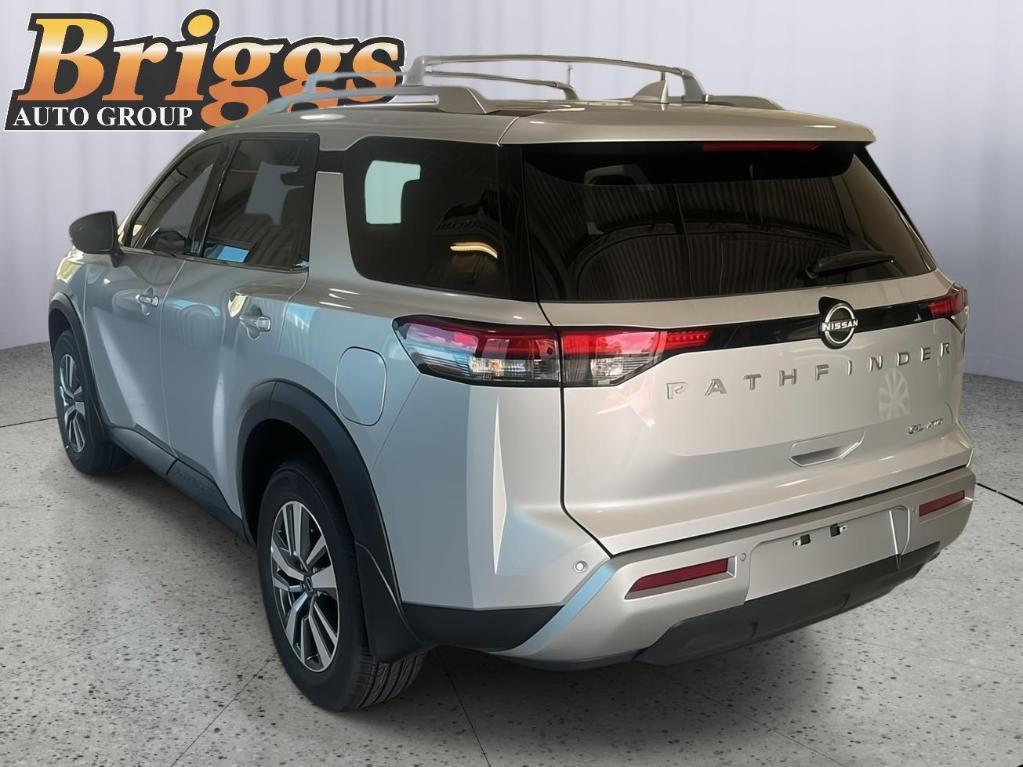 new 2025 Nissan Pathfinder car, priced at $43,877