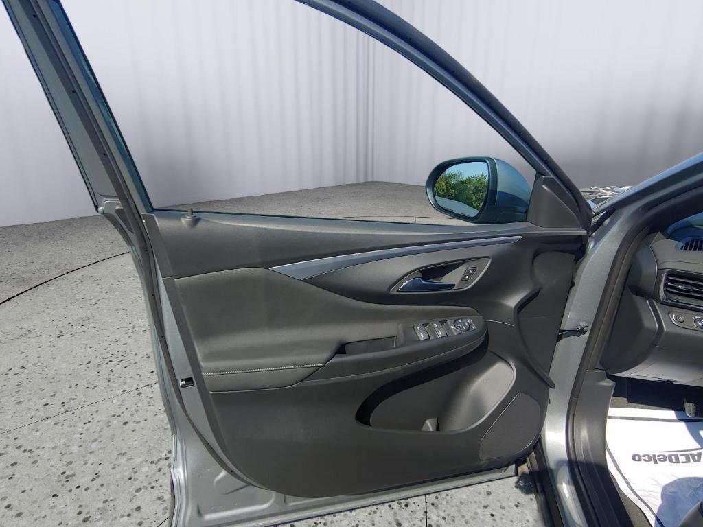 new 2026 Buick Envista car, priced at $26,247