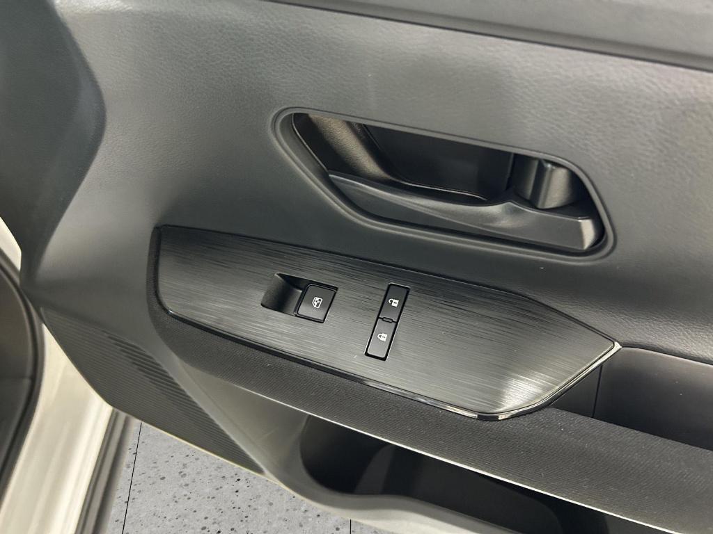 new 2025 Nissan Kicks car, priced at $24,239