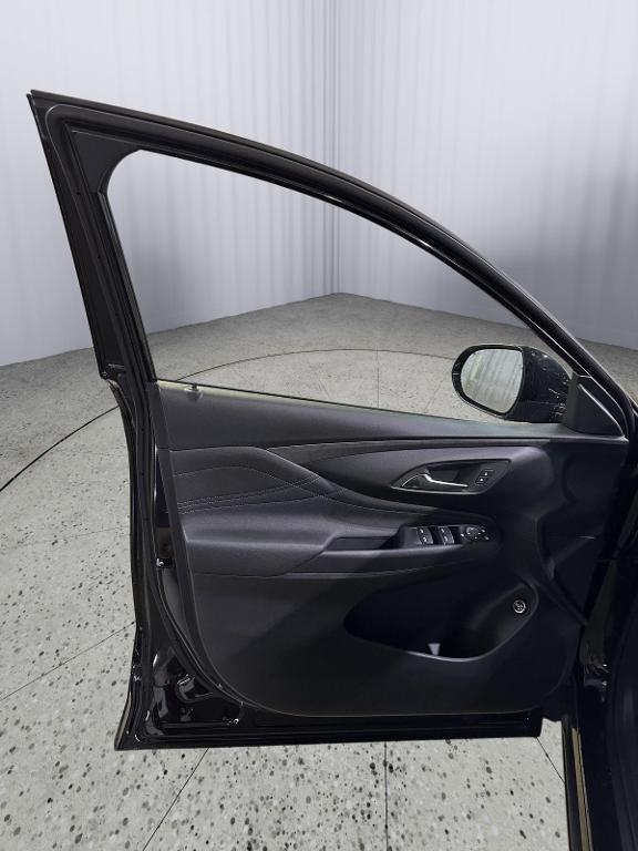new 2025 Buick Envista car, priced at $27,634