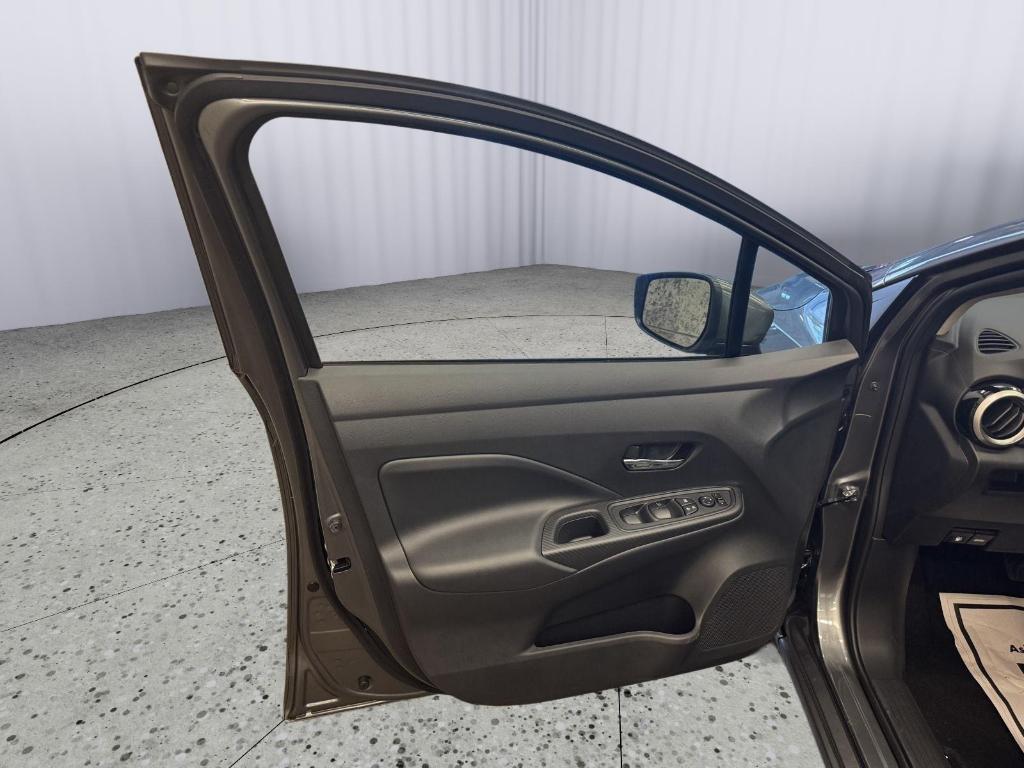 new 2025 Nissan Versa car, priced at $21,958