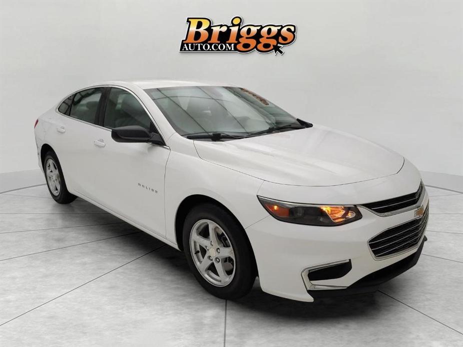 used 2017 Chevrolet Malibu car, priced at $16,495