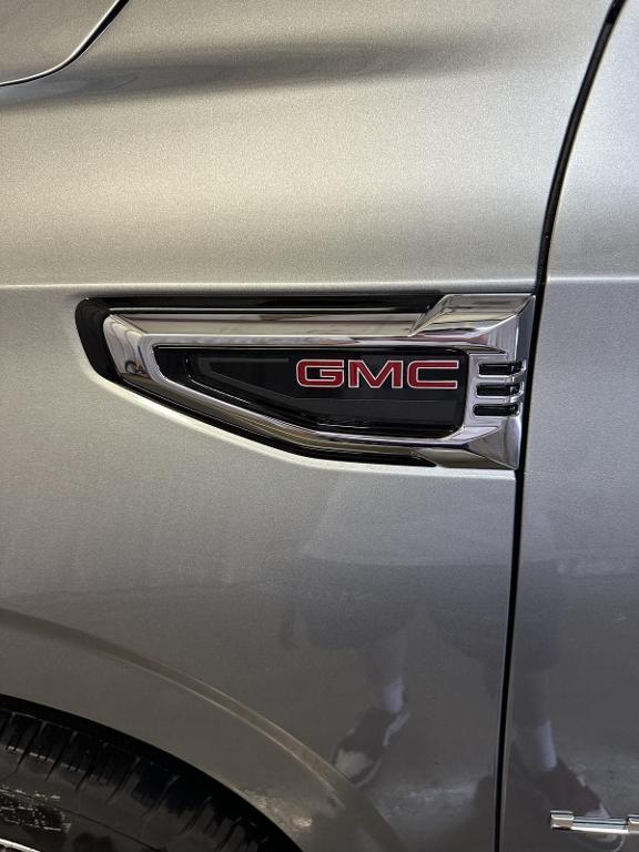 new 2025 GMC Yukon car, priced at $77,055