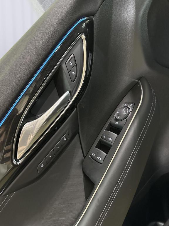 new 2025 Buick Envision car, priced at $34,806